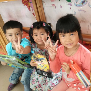 直播回顾：风尘仆仆14小时，只为把爱送给桂林山区254个孩子！